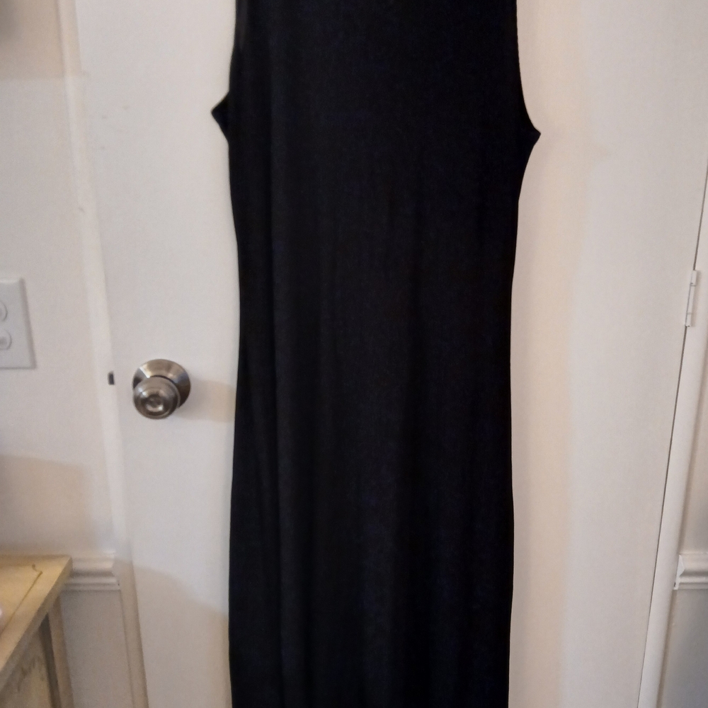 Ronni Nicole Elegant Black Sleeveless Maxi Dress